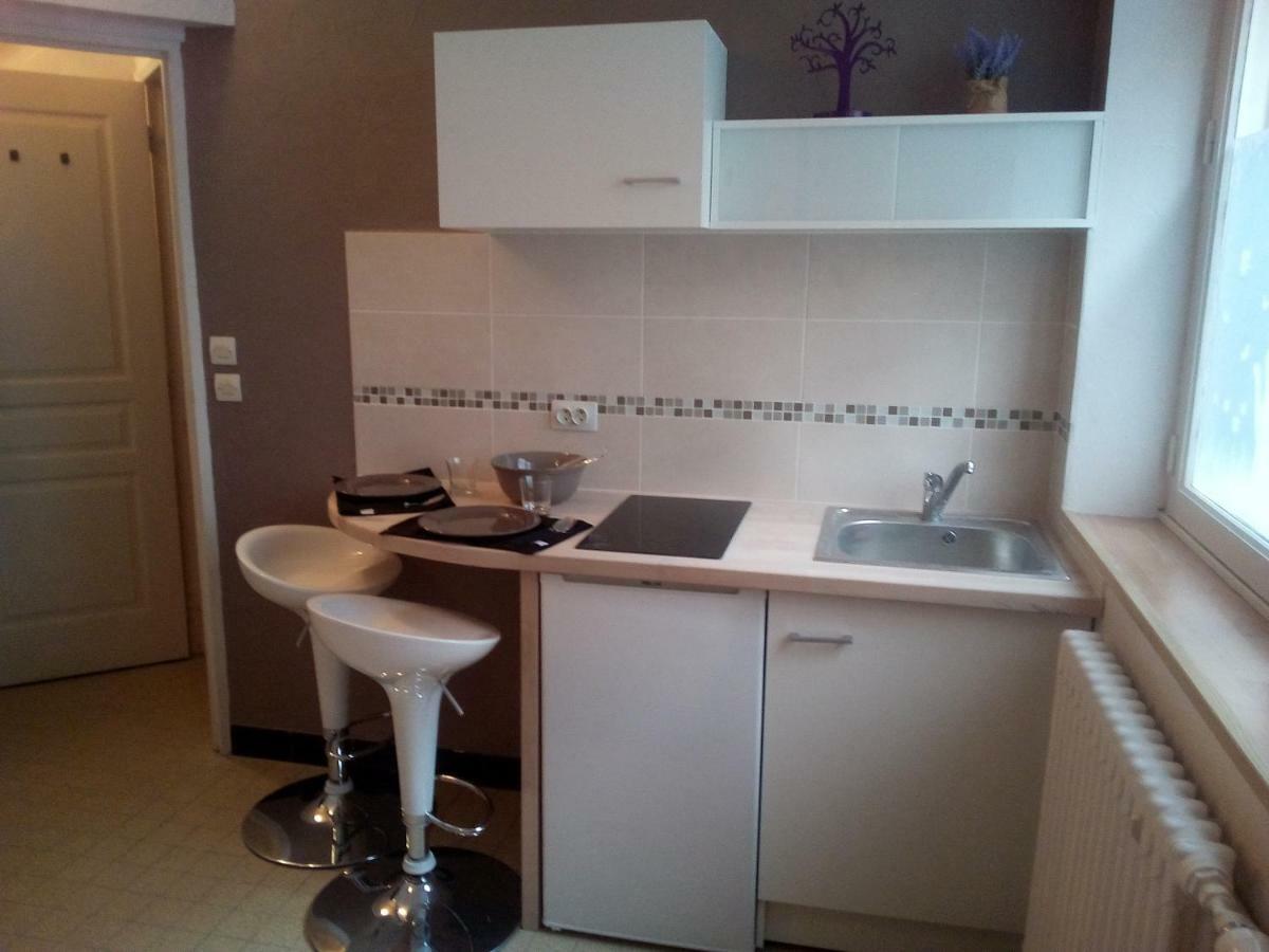 Studio 2 Pers En Vieille Ville Parking Gratuit - By La Source D'Orfee بولون-سور-مير المظهر الخارجي الصورة