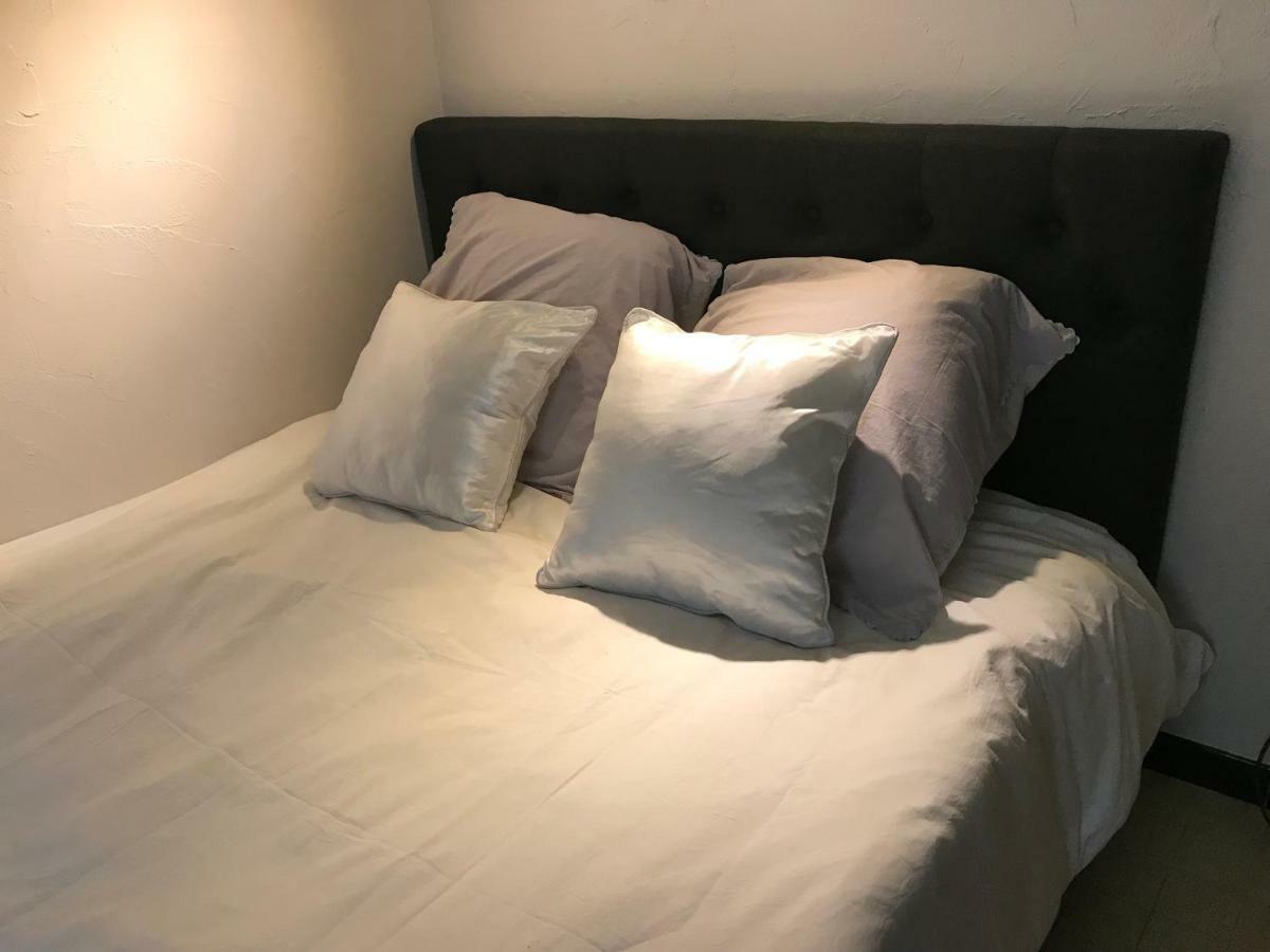 Studio 2 Pers En Vieille Ville Parking Gratuit - By La Source D'Orfee بولون-سور-مير المظهر الخارجي الصورة