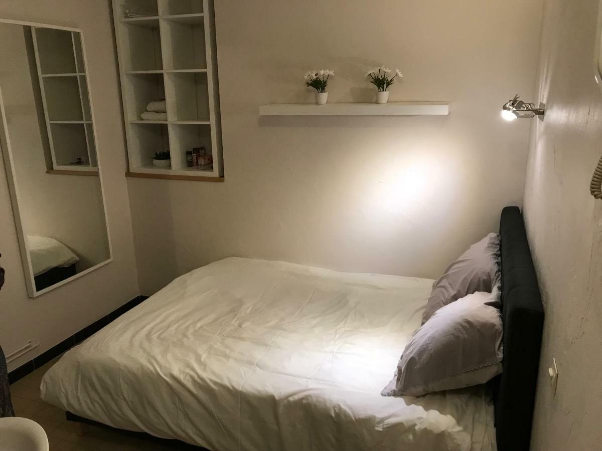 Studio 2 Pers En Vieille Ville Parking Gratuit - By La Source D'Orfee بولون-سور-مير المظهر الخارجي الصورة