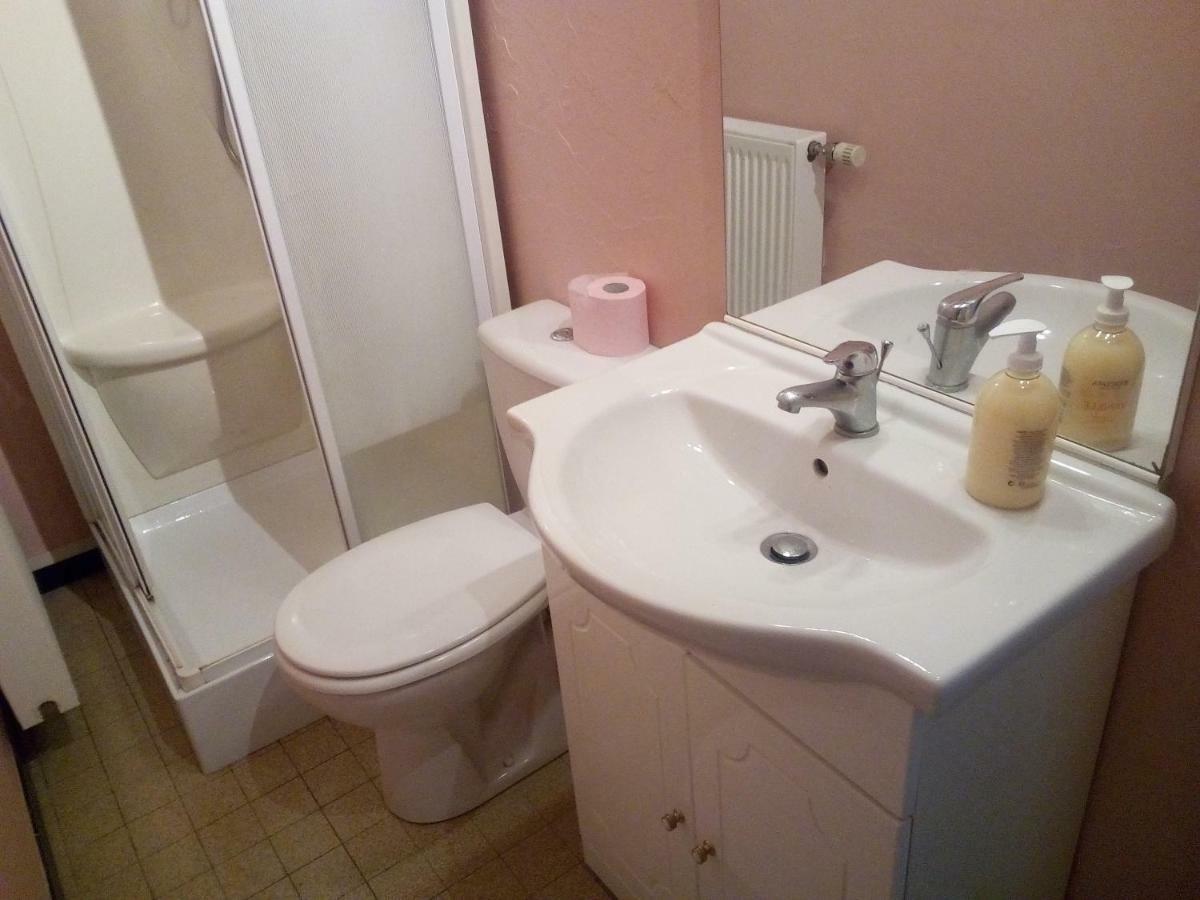 Studio 2 Pers En Vieille Ville Parking Gratuit - By La Source D'Orfee بولون-سور-مير المظهر الخارجي الصورة